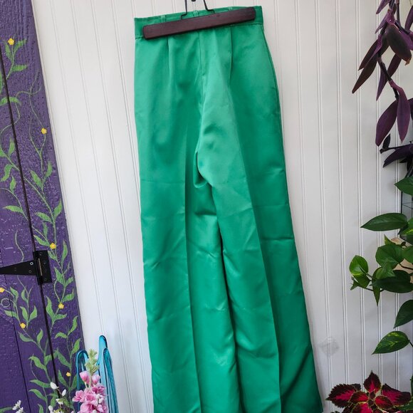 Vintage 1970's Minty Shamrock Green Wide Leg Pants by Whats-in-a-name - Picture 3 of 16